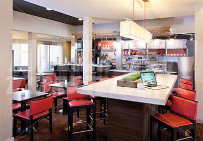 почивка в Courtyard by Marriott Camarillo