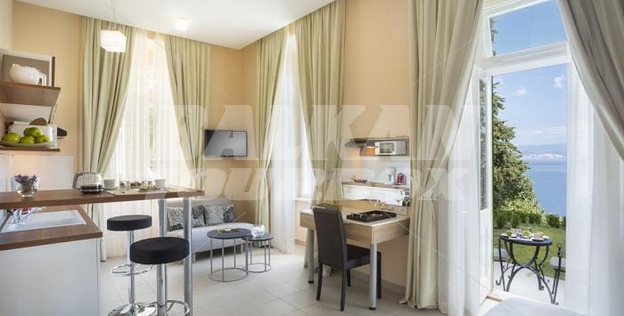 почивка в Remisens Villa Atlanta