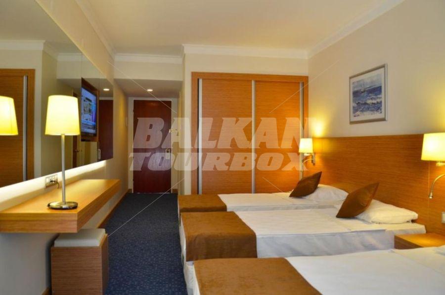 holiday in Grand Efe