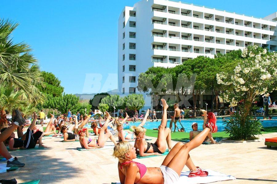 holiday in Grand Efe