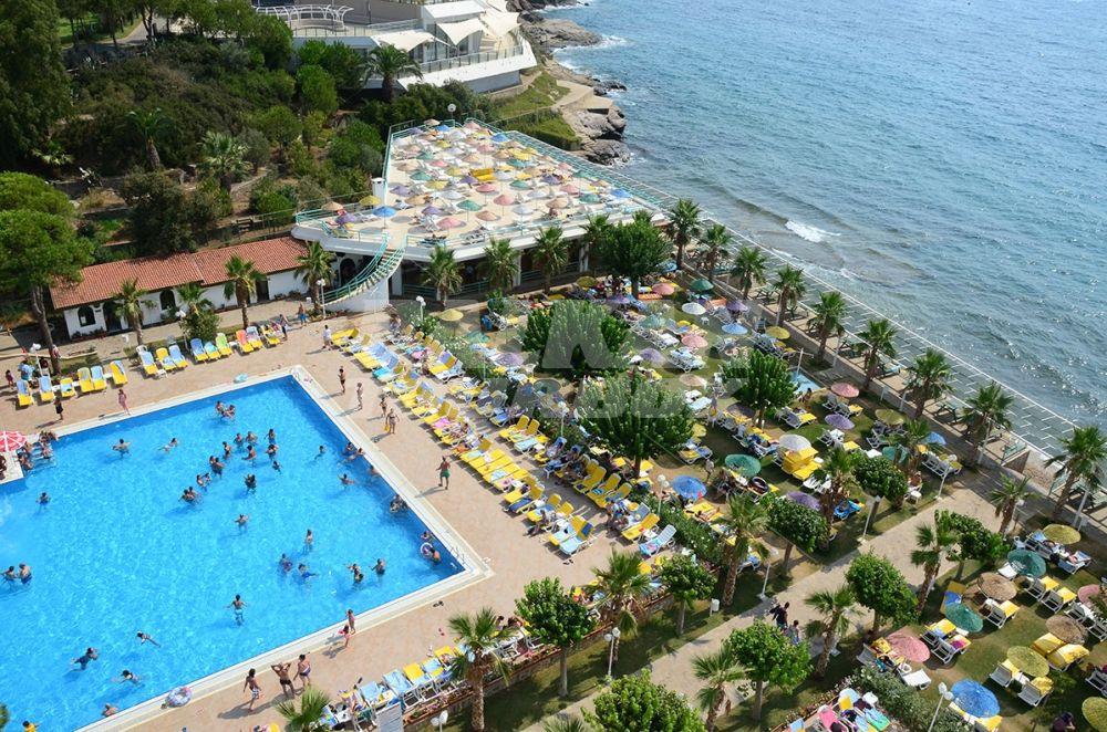 holiday in Grand Efe