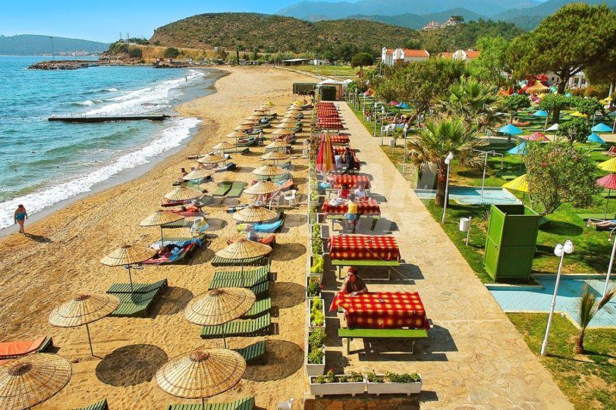 holiday in Grand Efe