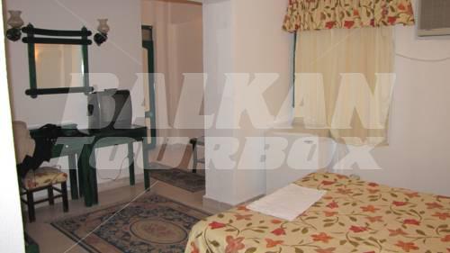 holiday in White Albatros