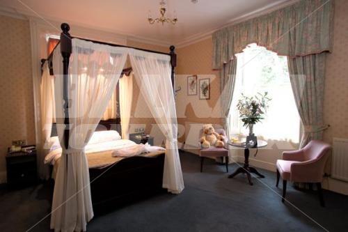 почивка в Newington York