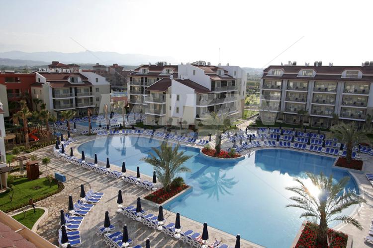 почивка в  Barut B Suites