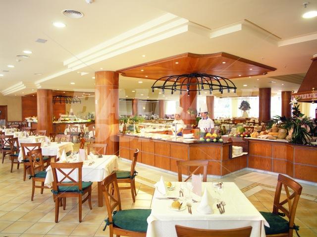 holiday in Costa Adeje Grand