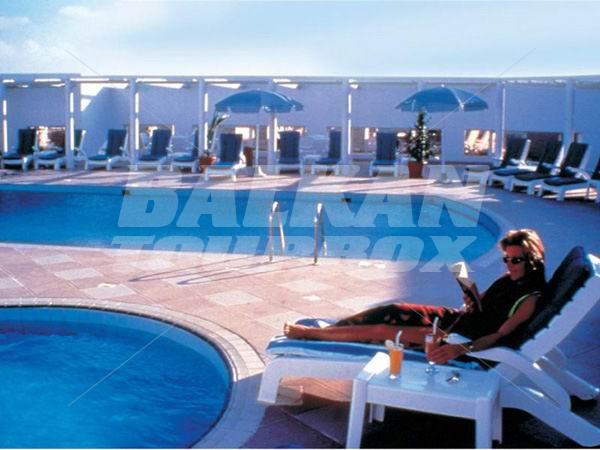почивка в Jumeirah Rotana