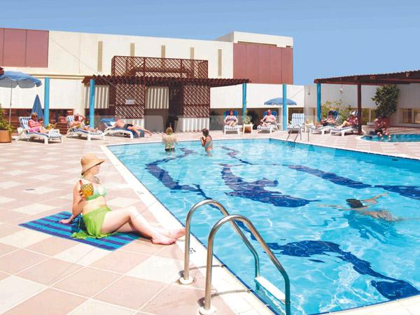 почивка в Jumeirah Rotana