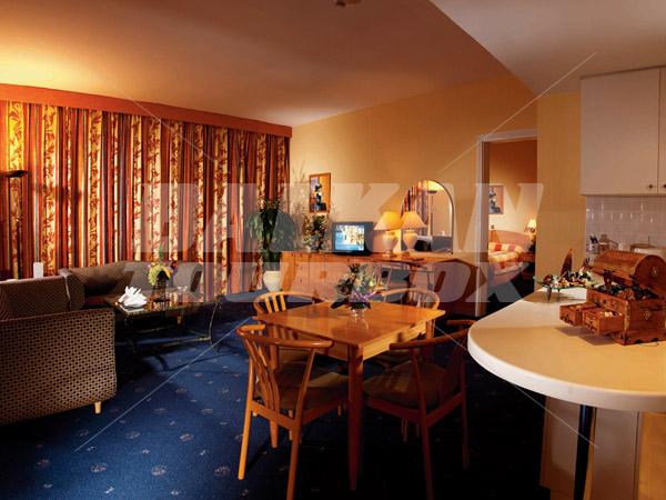 почивка в Jumeirah Rotana