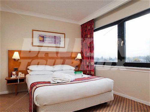 holiday in Holiday Inn Edinburgh City - West