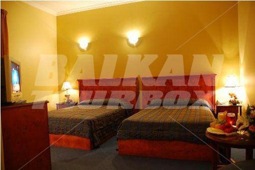 holiday in Sahara Hotel Sharjah