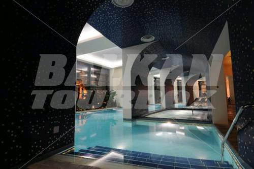 почивка в Club Hotel Casino Loutraki