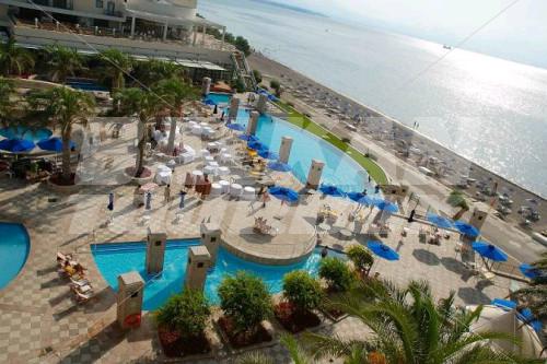 почивка в Club Hotel Casino Loutraki