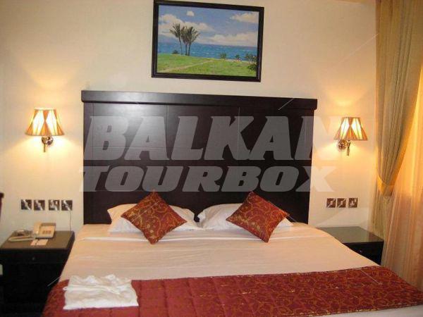 почивка в Regent Beach Resort