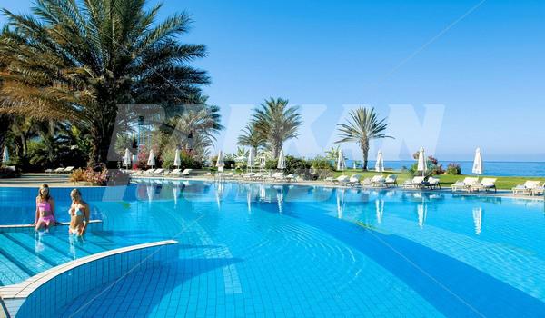 почивка в Athena Beach Hotel