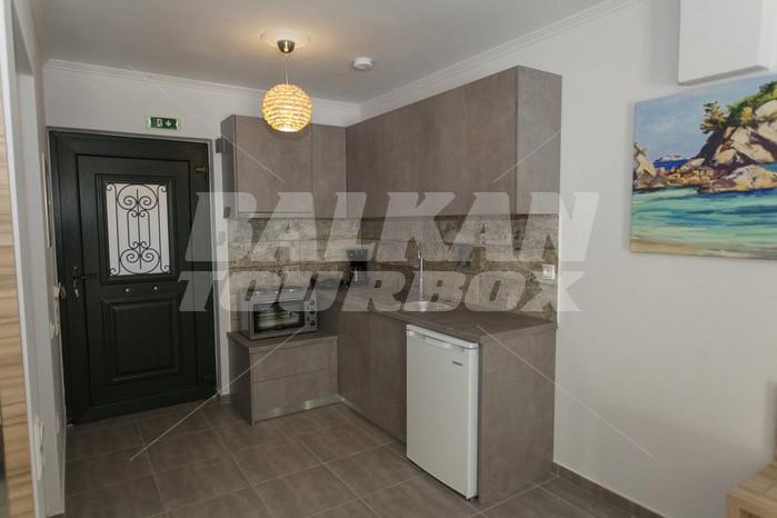 holiday in Oasis Exclusive