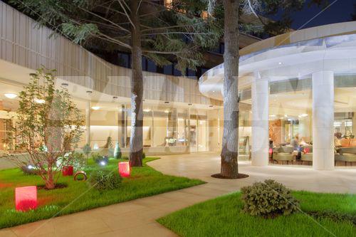 почивка в Crowne Plaza Bucharest