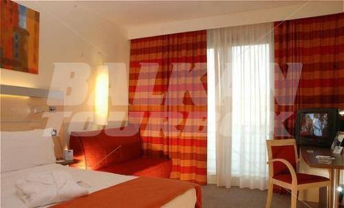 почивка в Idea Hotel Torino Mirafiori