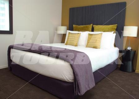 holiday in The Quadrant Auckland