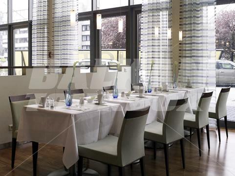 почивка в NH Frankfurt Niederrad