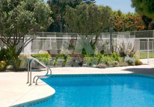 почивка в Courtyard by Marriott Oxnard Ventura
