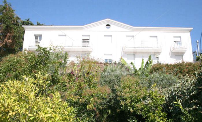 почивка в Garden Palace