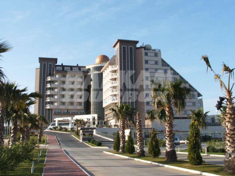 почивка в  Saturn Palace