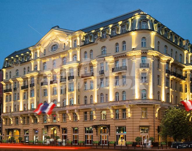 почивка в  Polonia Palace