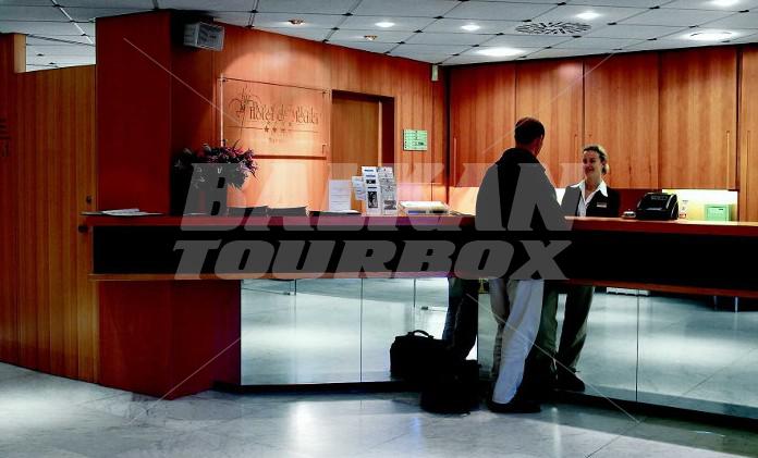 holiday in Golden Tulip Hotel De Medici