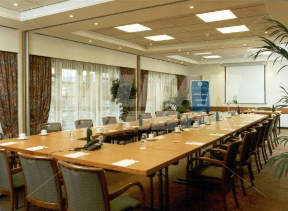 holiday in Golden Tulip Hotel De Medici