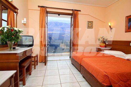 holiday in Fedriades Hotel Delphi