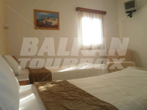 holiday in Brothers Hotel Ios
