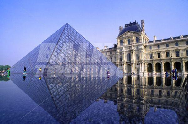 почивка в Timhotel Le Louvre
