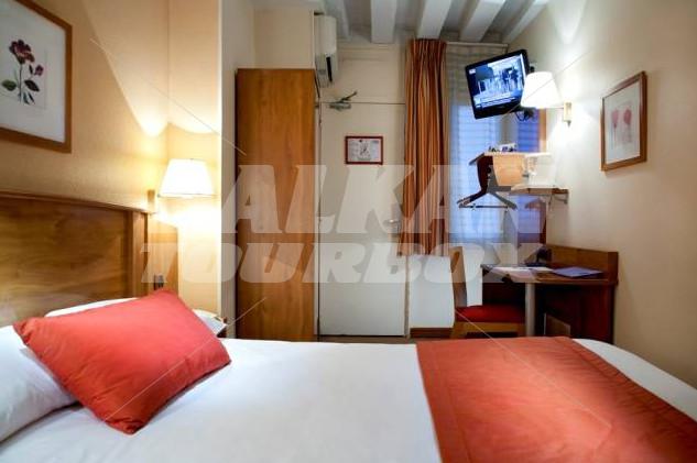 почивка в Timhotel Le Louvre