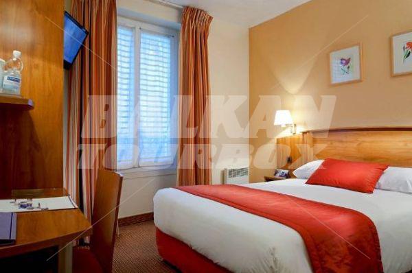 почивка в Timhotel Le Louvre