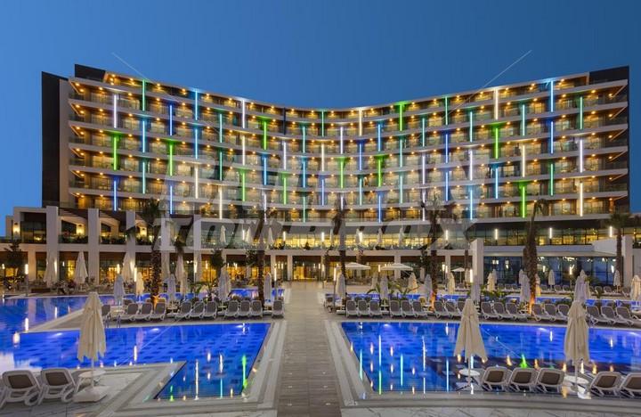 почивка в  Wind of Lara Hotel & SPA