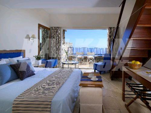 holiday in Wyndham Grand Mirabello Bay