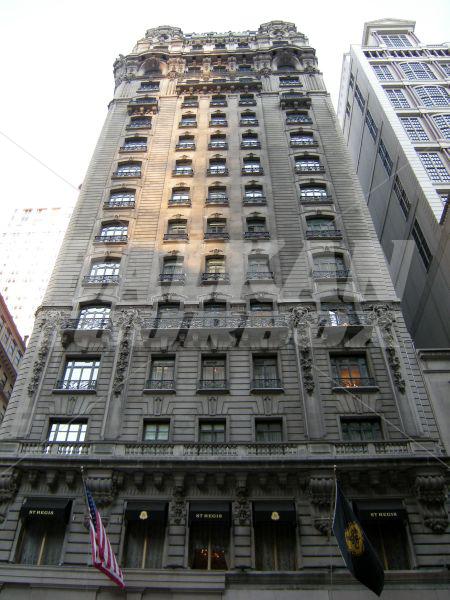 почивка в The St. Regis New York