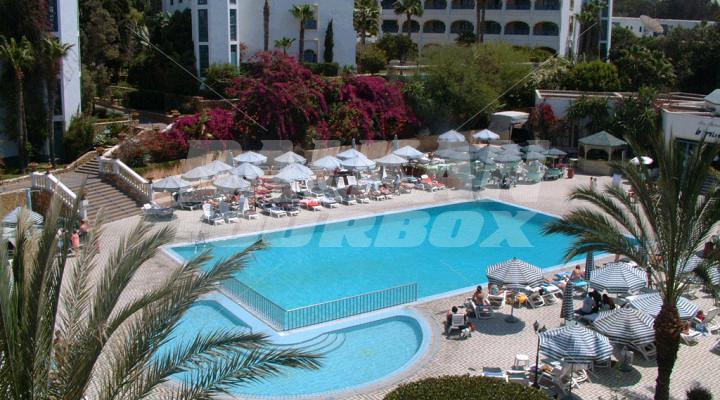 holiday in Le Tivoli