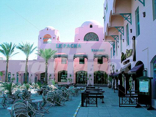 holiday in Le Pacha