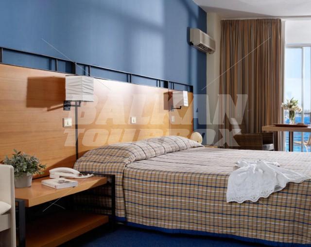 holiday in Spetses Hotel