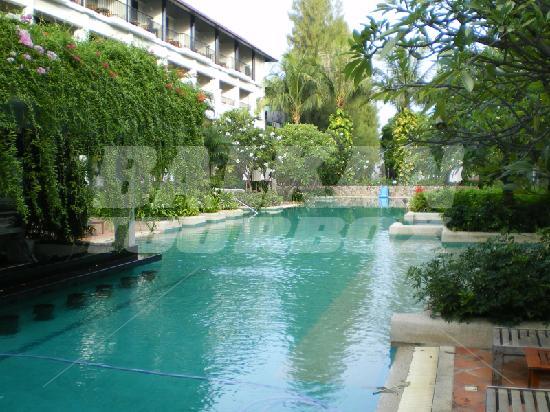 почивка в Banthai Beach Resort