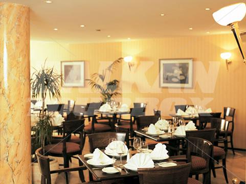почивка в NH Ghent Sint Pieters