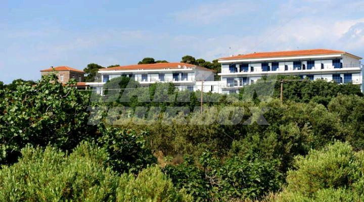 почивка в Delfinia Hotel and Bungalows