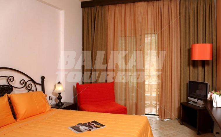 почивка в Athena Pallas Village