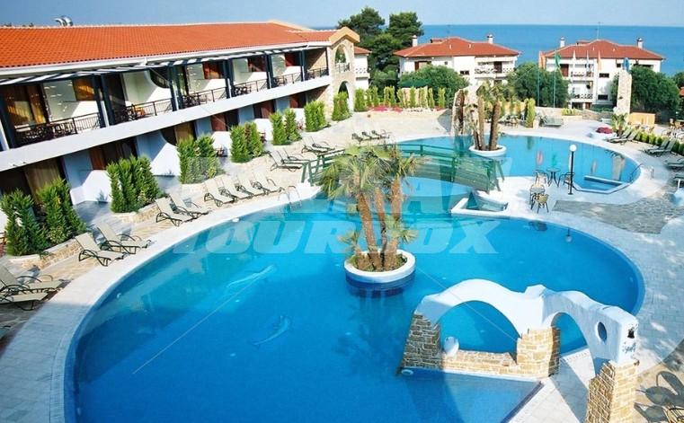 почивка в Athena Pallas Village