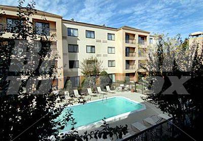 почивка в Courtyard by Marriott Durham Near Duke University/Downtown