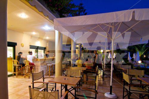 holiday in Solimar Ruby