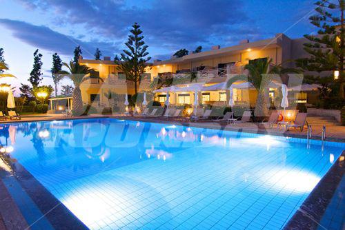 holiday in Solimar Ruby