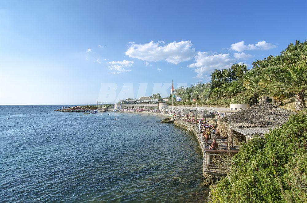 holiday in Grand Blue Sky